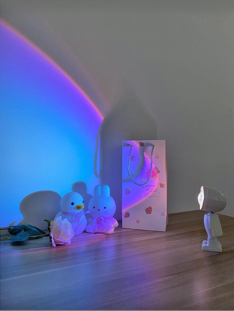 LED Tafellamp Astronaut voor Woondecoratie en Kantoorverlichting