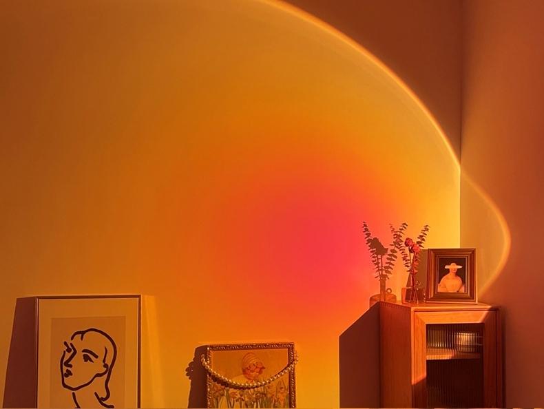 LED Tafellamp Astronaut voor Woondecoratie en Kantoorverlichting