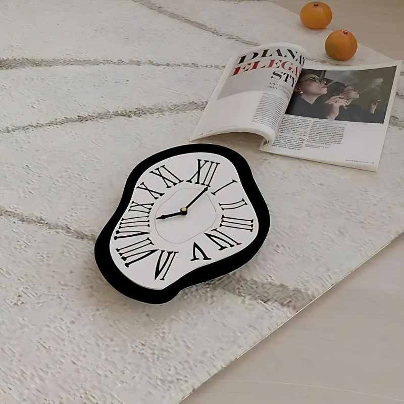 Wandklok Surrealistisch Antiek voor Thuis en Kantoor