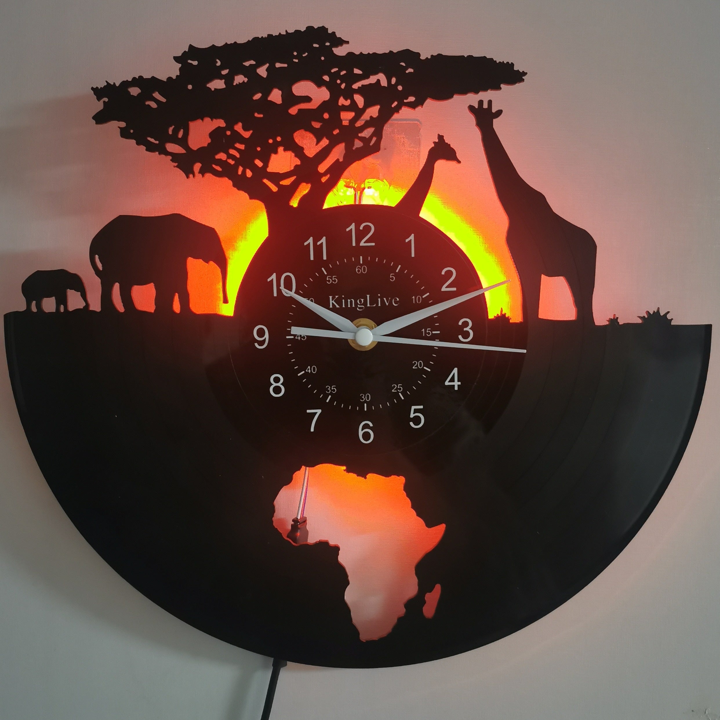 Wandklok Vinyl Giraffe Ontwerp Circulair voor Huis en Kantoor